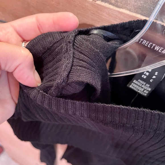 Charlotte Russe Black Tank and Cropped Sweater - Picture 7 of 7